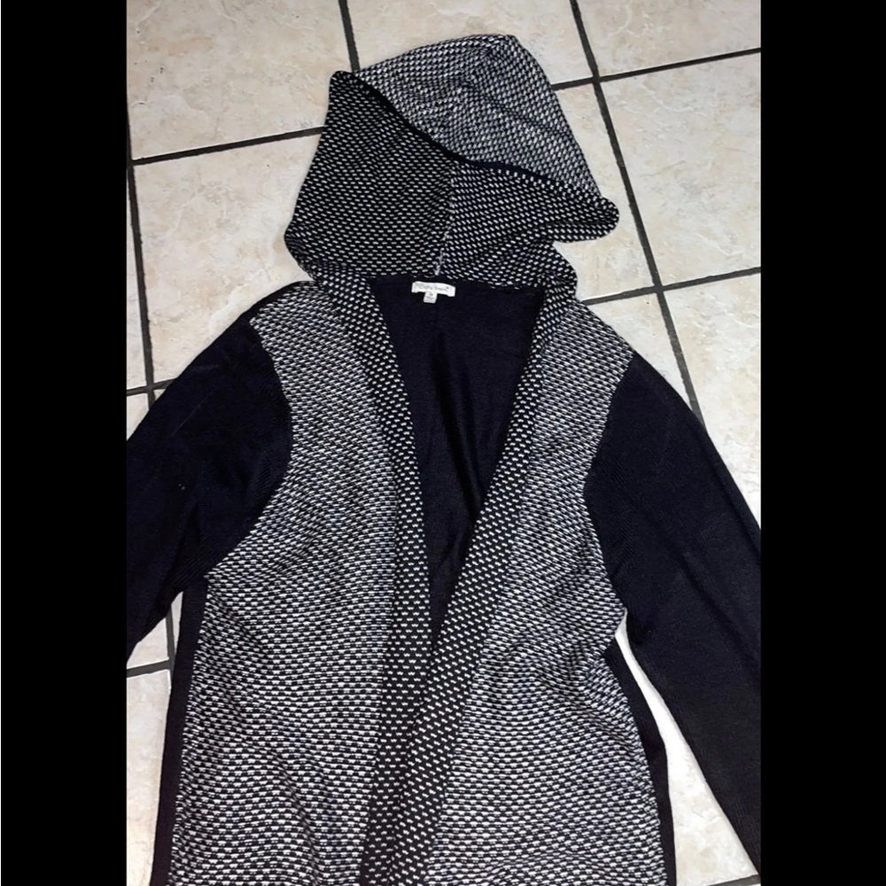 Extra Touch Black and White Knit Sweater